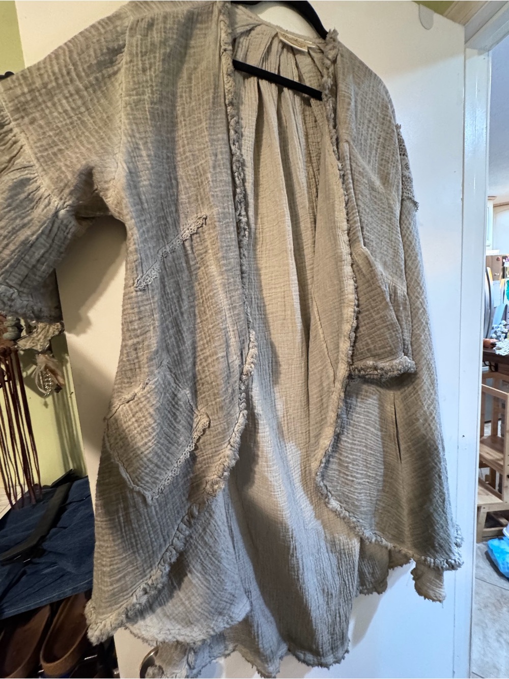 Paper Lace Women's Frayed Open Front Shrug Gray